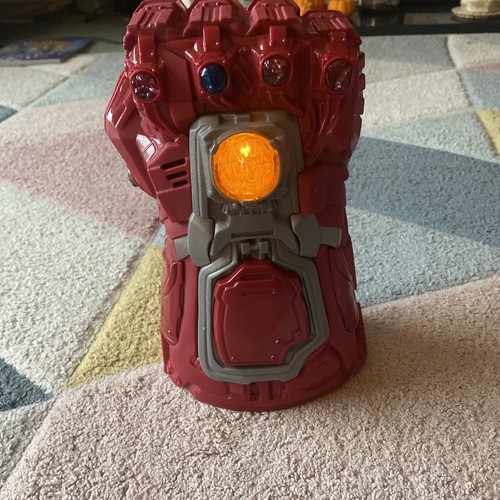 Marvel avengers endgame red - avengers:,