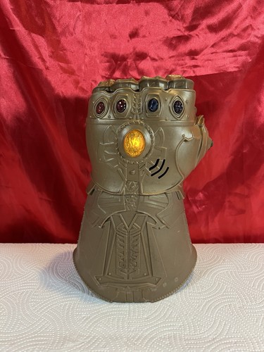 Marvel 2017 gold thanos fist - marvel,