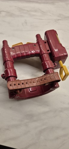 Iron man gauntlet - iron,